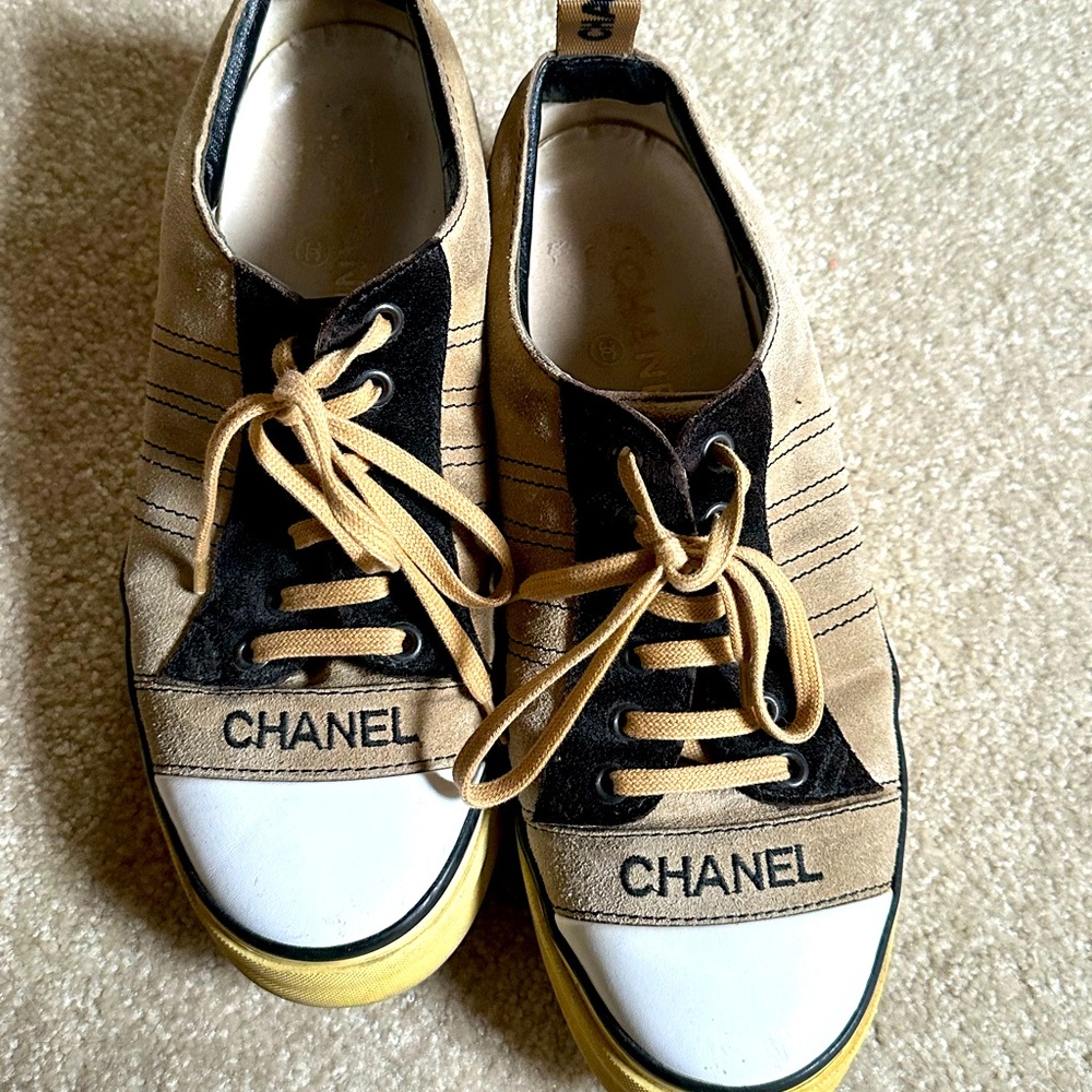 Chanel Logo Shoes (10.5-11 size) - SUEDE and LEATHER
